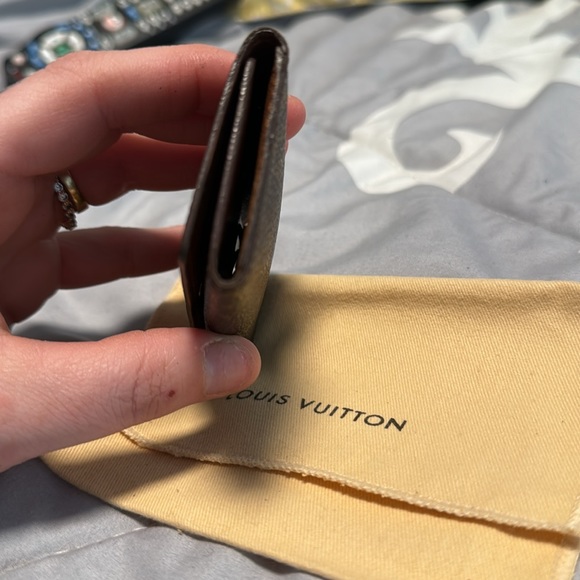 Louis Vuitton key cles - Picture 9 of 12